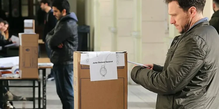 4KFEYEUE25ALLDZZGVZHXSYMII Consecuencias de no votar en Santa Fe 2025