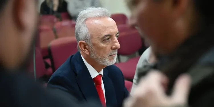 7TGG4VMZDZFIPDUI3SVH4GU534 Milei acepta la renuncia de juez señalado por corrupción y protección a narcos