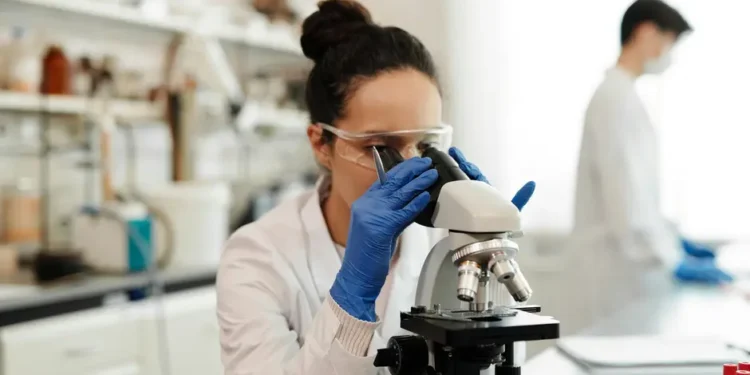 DESVVQPWINAPTPRABLBWC5FCDA Proyecto de ADN humano artificial plantea riesgos