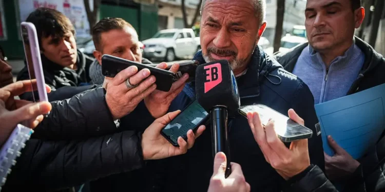 MEKJL5BXMRBVXLEXRERQFOWVA4 Kicillof y Secco promueven unidad del PJ