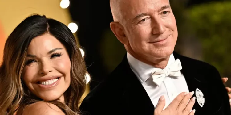 MQYGZUSLHNGJTLXQQBUVVAGFMY Looks insólitos en la boda de Jeff Bezos y Lauren Sánchez