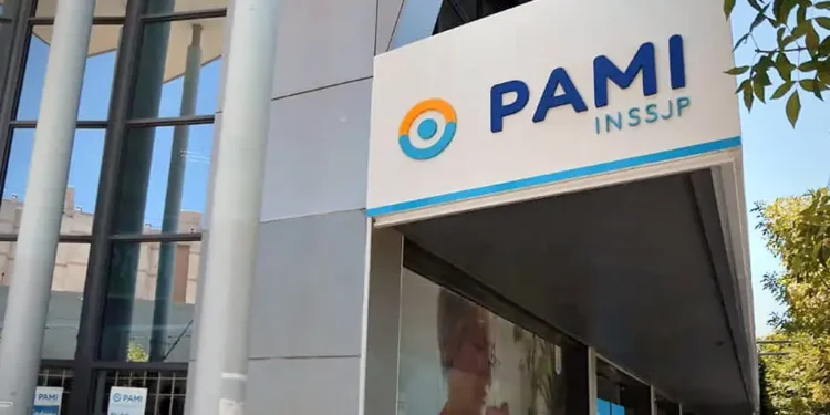 WNSAVNVAARGVNI6IDX4ZW5PEKA Desvinculan a jefa de PAMI por cierre en El Bolsón