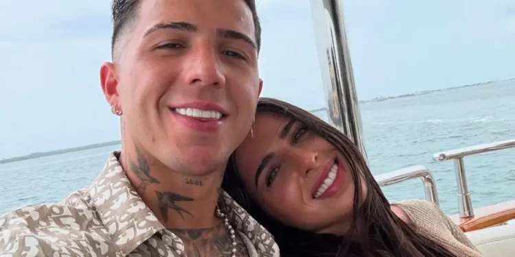 WU3B75TUNZA3PKAIVNEYD4TRMM Enzo Fernández y Valentina Cervantes en Miami: familia, relax y nuevas experiencias