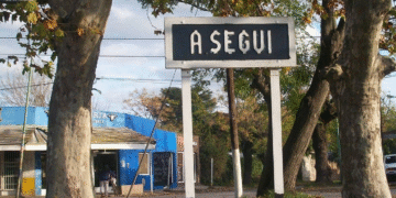 0000538423 crop1753104677905.jpg 1192065467 Horror en La Plata: Encontraron sin vida a un niño con marcas de mordeduras