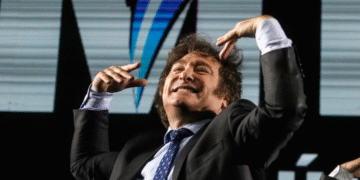 827602 9a 20leandro Milei aumenta tasas al 40% para frenar la escalada del dólar en Argentina