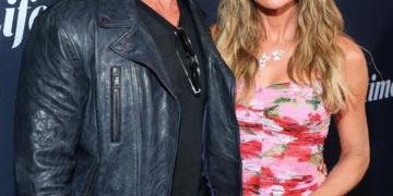 84496312007 2165959035 Denise Richards denuncia violencia y pide divorcio de Aaron Phypers