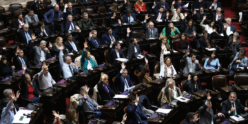 958731 vhewnvah2faf5kbcz6ui4irelq La oposición posterga sesión en Diputados y busca apoyo de gobernadores