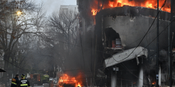 G654MDC6ZJDJJJ56XWIGTHIXR4 La justicia aprueba la demolición del depósito incendiado en La Plata