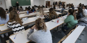 GRAF545 AND FORMACION SANITARIA Castilla y León aumenta en un 2% su oferta de plazas sanitarias para 2026