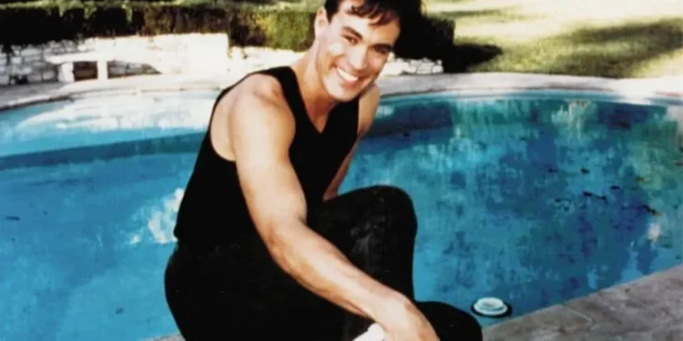 Y7A6IB2WYBDP7CLLJXPY6D3WPY La trágica historia de Brandon Lee: su muerte en el set marcó un antes y un después en Hollywood
