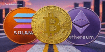 bitcoin solana ethereum e1751394732358 750x375 1 Predicciones de Bitcoin en 2025: proyecciones que alcanzan hasta 250.000 dólares