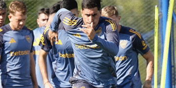 dDKRwhE80 1200x630 1 Boca rescinde contrato de Esteban Rolón en plena recta final del mercado