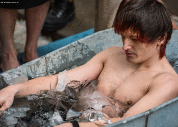 los deportistas la utilizan para reducir el dolor PHEDT7MK5JEYDIRHRSA5PNWHEM Riesgos de la moda de los baños de hielo: advertencias científicas