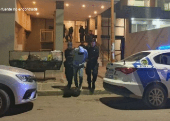 operativo edificio centricojpg Sistema de seguridad innovador expone a ladrones en vivo durante robo en Cipolletti