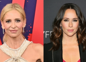 what happened sarah michelle gellar jennifer love hewitt Sarah Michelle Gellar explica la ausencia en el estreno de 'Sé lo que hicisteis el último verano'