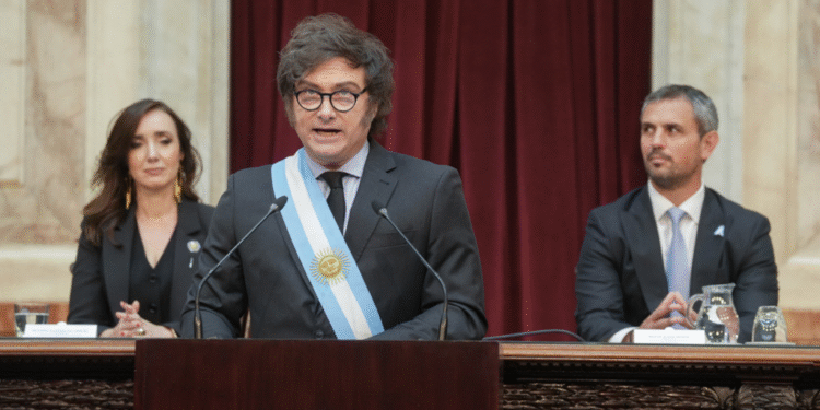 958890 dsc02702 Milei vetará mejoras en jubilaciones y discapacidad mientras negocia en el Congreso
