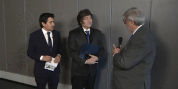 85961624 e01e 472b a3fb e22a0a227ce3 Milei anticipa cambios tras el 26 de octubre en un contexto convulso