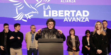 LVU5RX2RMZEKHD2APD5B2T2EOA Sesión en Diputados revela profundas diferencias en el oficialismo y afecta economía