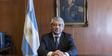 saul flores Javier Milei designa a un histórico del peronismo en la gestión sanitaria